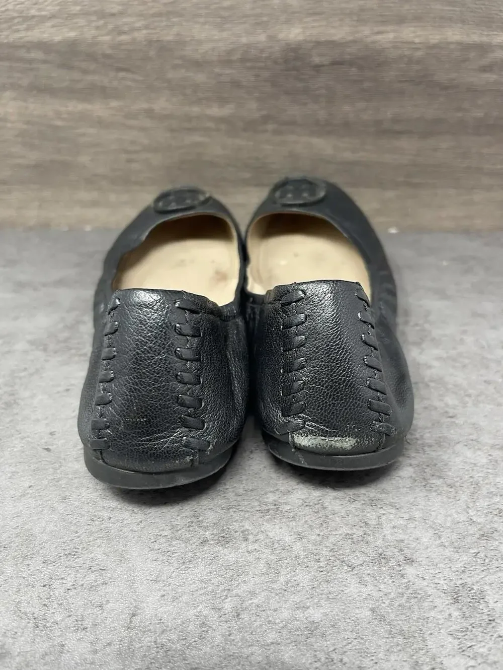 Tory Burch Black Leather Flats Womens Size 8.5 Slip On Shoes